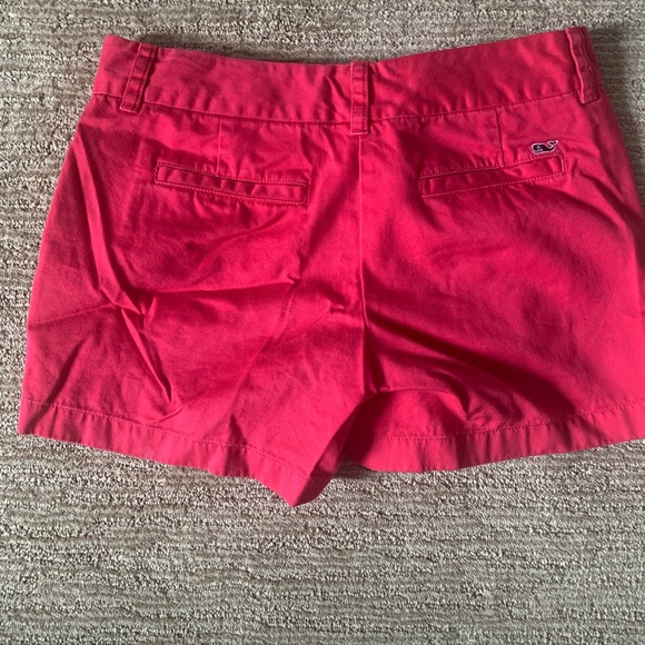 Vineyard Vines shorts size 2 - Picture 2 of 3